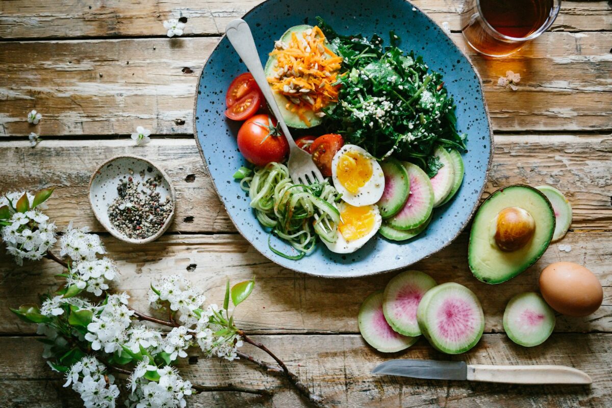 Repas conscient avec présence et attention